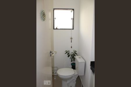 Lavabo de casa de condomínio à venda com 3 quartos, 130m² em Vila Ré, São Paulo