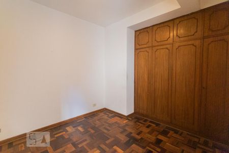 Casa à venda com 750m², 4 quartos e 10 vagasQuarto de Serviço 2