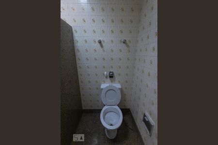 Casa à venda com 750m², 4 quartos e 10 vagasBanheiro