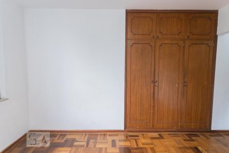Casa à venda com 750m², 4 quartos e 10 vagasQuarto 4- Suíte