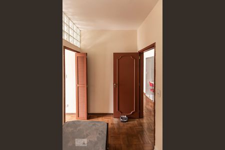 Apartamento para alugar com 72m², 2 quartos e sem vagaQuarto