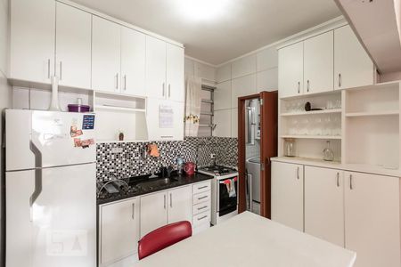 Apartamento para alugar com 72m², 2 quartos e sem vagaCozinha