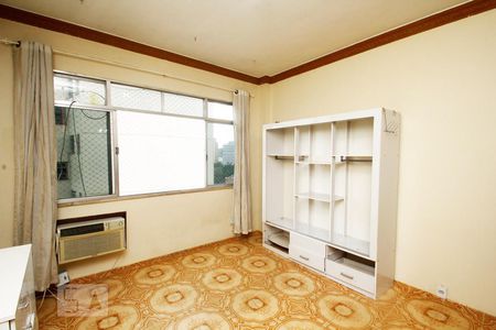 Quarto de kitnet/studio para alugar com 1 quarto, 37m² em Centro, Rio de Janeiro