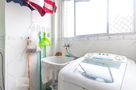 Apartamento para alugar com 70m², 2 quartos e 1 vagaÁrea de Serviço