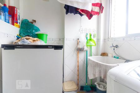 Apartamento para alugar com 70m², 2 quartos e 1 vagaÁrea de Serviço