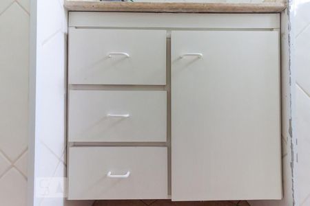 Apartamento para alugar com 70m², 2 quartos e 1 vagaBanheiro - Armário