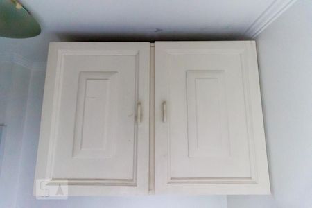 Apartamento para alugar com 70m², 2 quartos e 1 vagaBanheiro de Serviço - Armário