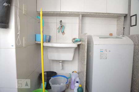 Apartamento à venda com 303m², 5 quartos e sem vagaÁrea de Serviço