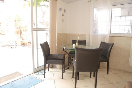 Apartamento à venda com 303m², 5 quartos e sem vagaCobertura