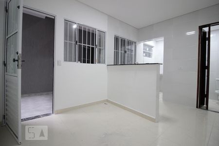 Sala de kitnet/studio para alugar com 1 quarto, 35m² em Vila Carbone, São Paulo
