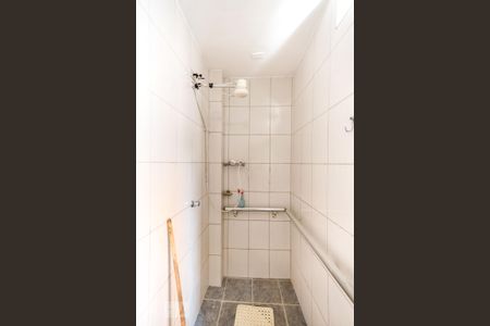 Casa para alugar com 250m², 2 quartos e 3 vagas Casa para alugar com 250m², 2 quartos e 3 vagasBanheiro de Serviço