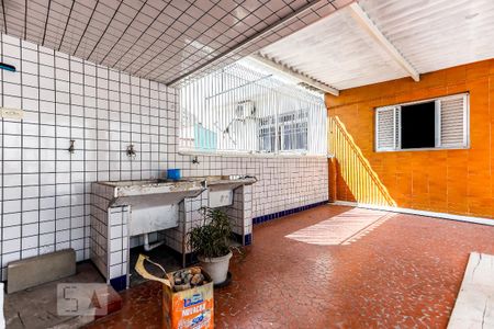 Casa para alugar com 250m², 2 quartos e 3 vagas Casa para alugar com 250m², 2 quartos e 3 vagasÁrea de Serviço