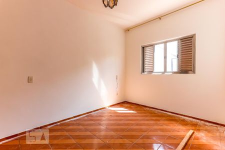 Quarto 2 de casa para alugar com 2 quartos, 250m² em Vila Guilherme, São Paulo