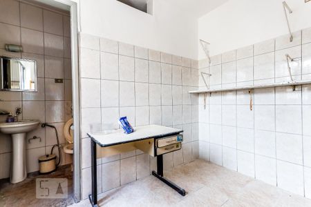 Casa para alugar com 250m², 2 quartos e 3 vagas Casa para alugar com 250m², 2 quartos e 3 vagasQuarto de Serviço
