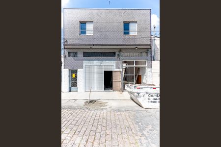 Casa para alugar com 250m², 2 quartos e 3 vagas Casa para alugar com 250m², 2 quartos e 3 vagasFachada
