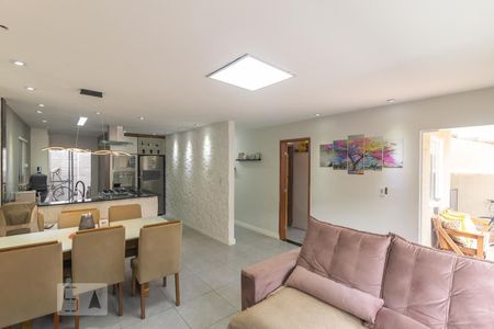 Sala de casa à venda com 3 quartos, 180m² em Vargem Grande, Rio de Janeiro