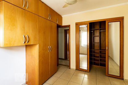 Apartamento à venda com 125m², 3 quartos e 1 vaga Apartamento à venda com 125m², 3 quartos e 1 vagaSuíte