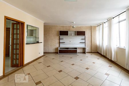 Apartamento à venda com 125m², 3 quartos e 1 vaga Apartamento à venda com 125m², 3 quartos e 1 vagaSala