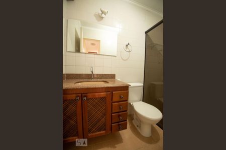 banheiro de apartamento para alugar com 2 quartos, 68m² em Jardim Pauliceia, Campinas