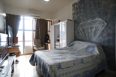 Apartamento à venda com 160m², 4 quartos e 2 vagasQuarto 4