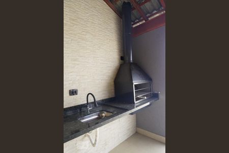 Apartamento para alugar com 40m², 2 quartos e 1 vaga Apartamento para alugar com 40m², 2 quartos e 1 vagaÁrea comum - Churrasqueira