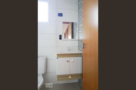 Apartamento para alugar com 40m², 2 quartos e 1 vaga Apartamento para alugar com 40m², 2 quartos e 1 vagaBanheiro