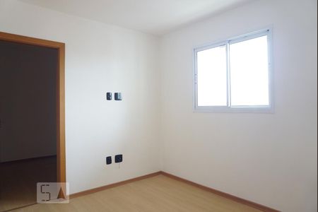 Sala de apartamento para alugar com 2 quartos, 40m² em Itaquera, São Paulo