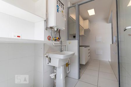 Apartamento para alugar com 65m², 3 quartos e 1 vagaÁrea de Serviço