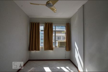 Quarto 1  de apartamento à venda com 3 quartos, 100m² em Laranjeiras, Rio de Janeiro