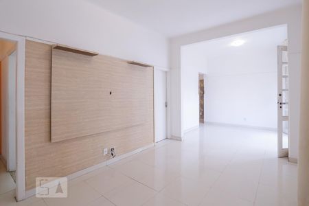 Sala de apartamento para alugar com 2 quartos, 110m² em Vila Romana, São Paulo