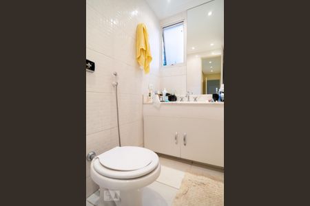 Banheiro Social de apartamento para alugar com 4 quartos, 110m² em Cidade Monções, São Paulo