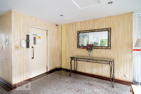 Hall Entrada de apartamento para alugar com 4 quartos, 110m² em Cidade Monções, São Paulo