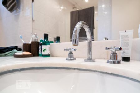 Apartamento para alugar com 110m², 4 quartos e 1 vaga Apartamento para alugar com 110m², 4 quartos e 1 vagaQuarto 3 - Suíte Banheiro