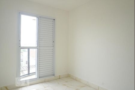 Quarto 01 de apartamento para alugar com 2 quartos, 42m² em Itaquera, São Paulo