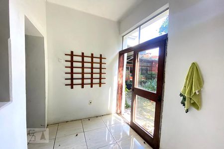 Casa à venda com 250m², 5 quartos e 3 vagas Casa à venda com 250m², 5 quartos e 3 vagasVaranda