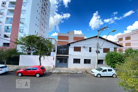 Casa à venda com 250m², 5 quartos e 3 vagas Casa à venda com 250m², 5 quartos e 3 vagasVista Quarto 2