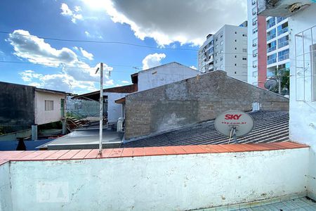 Casa à venda com 250m², 5 quartos e 3 vagas Casa à venda com 250m², 5 quartos e 3 vagasVista Quarto 4