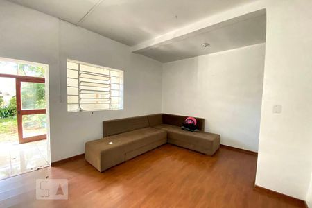 Casa à venda com 250m², 5 quartos e 3 vagas Casa à venda com 250m², 5 quartos e 3 vagasSala 2