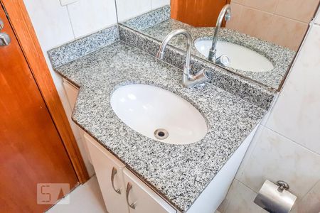 Apartamento para alugar com 53m², 2 quartos e 1 vagaBanheiro