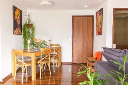 Sala de apartamento à venda com 3 quartos, 107m² em Jardim Wanda, Taboão da Serra