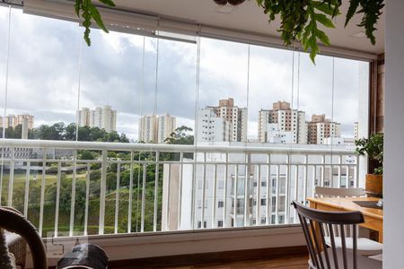 Varanda Gourmet de apartamento à venda com 3 quartos, 107m² em Jardim Wanda, Taboão da Serra