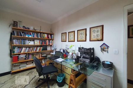 Apartamento à venda com 245m², 4 quartos e 3 vagas Apartamento à venda com 245m², 4 quartos e 3 vagasQuarto 4