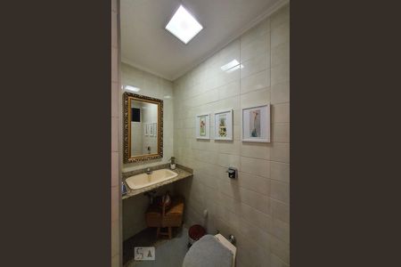 Apartamento à venda com 245m², 4 quartos e 3 vagas Apartamento à venda com 245m², 4 quartos e 3 vagasLavabo