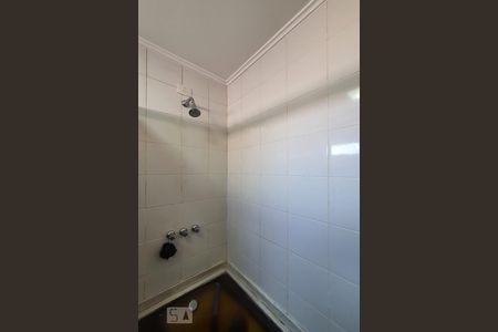 Apartamento à venda com 245m², 4 quartos e 3 vagas Apartamento à venda com 245m², 4 quartos e 3 vagasBanheiro da suíte 2