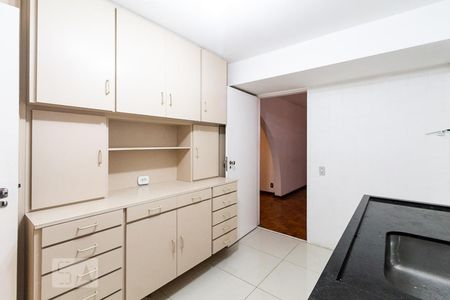 Apartamento para alugar com 110m², 3 quartos e 1 vaga Apartamento para alugar com 110m², 3 quartos e 1 vagaCozinha