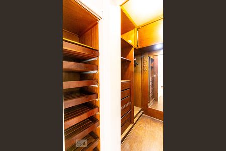 Apartamento para alugar com 110m², 3 quartos e 1 vaga Apartamento para alugar com 110m², 3 quartos e 1 vagaSuíte