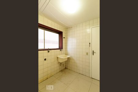Apartamento para alugar com 110m², 3 quartos e 1 vaga Apartamento para alugar com 110m², 3 quartos e 1 vagaÁrea de Serviço