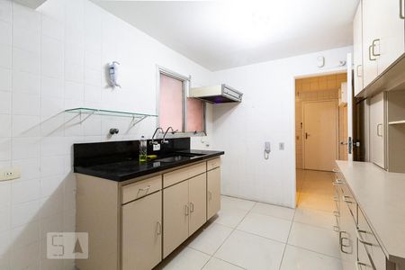 Apartamento para alugar com 110m², 3 quartos e 1 vaga Apartamento para alugar com 110m², 3 quartos e 1 vagaCozinha