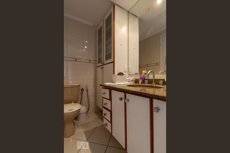 Apartamento para alugar com 100m², 3 quartos e 2 vagasBanheiro da Suite