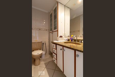 Apartamento para alugar com 100m², 3 quartos e 2 vagasBanheiro da Suite